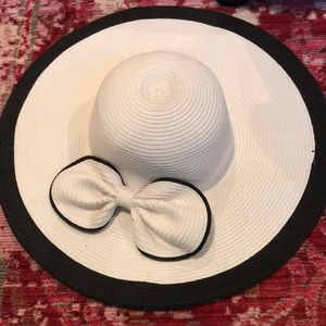 Black and white hat